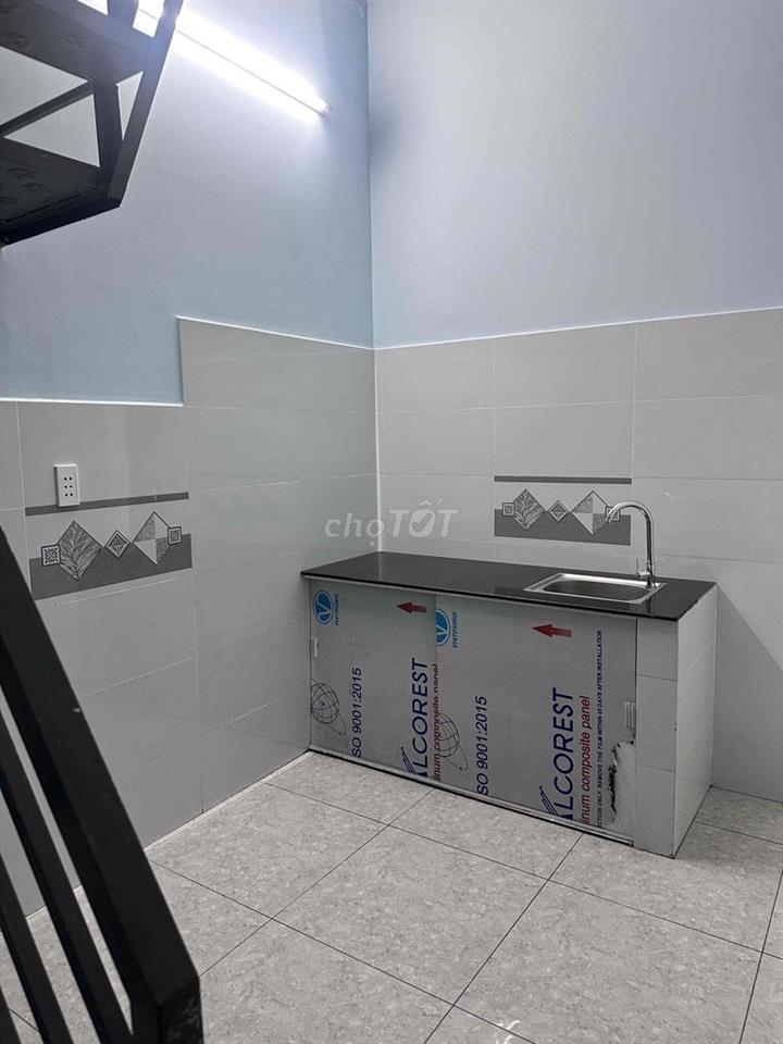 🏠 TÌM 1 BẠN Ở GHÉP NHÀ NGUYÊN CĂN QUẬN 4  📍 Địa chỉ: Hẻm 144/44 Nguyễn