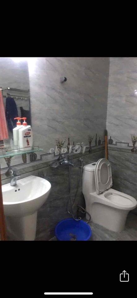 cho thuê căn hộ khép kín TT tL cảnh vệ