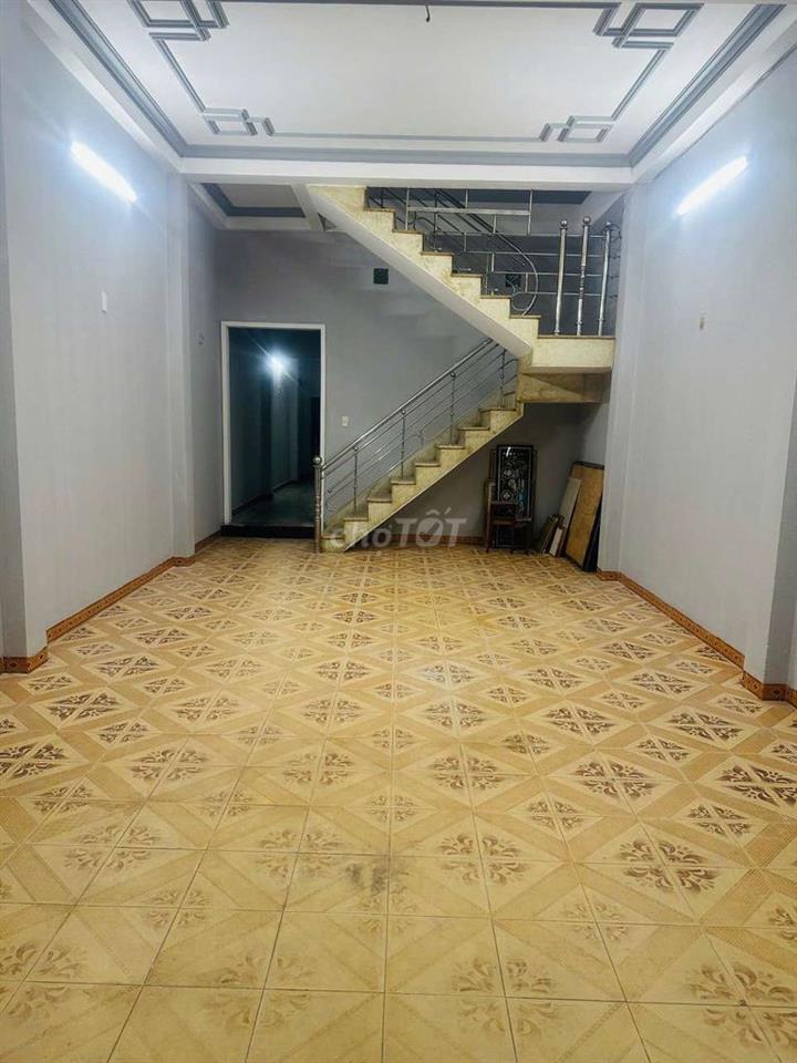 nhà nguyên căn cho thuê