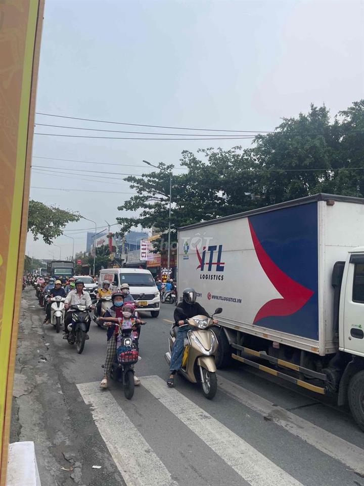 Đất mặt tiền Đươfng Nguyễn Du