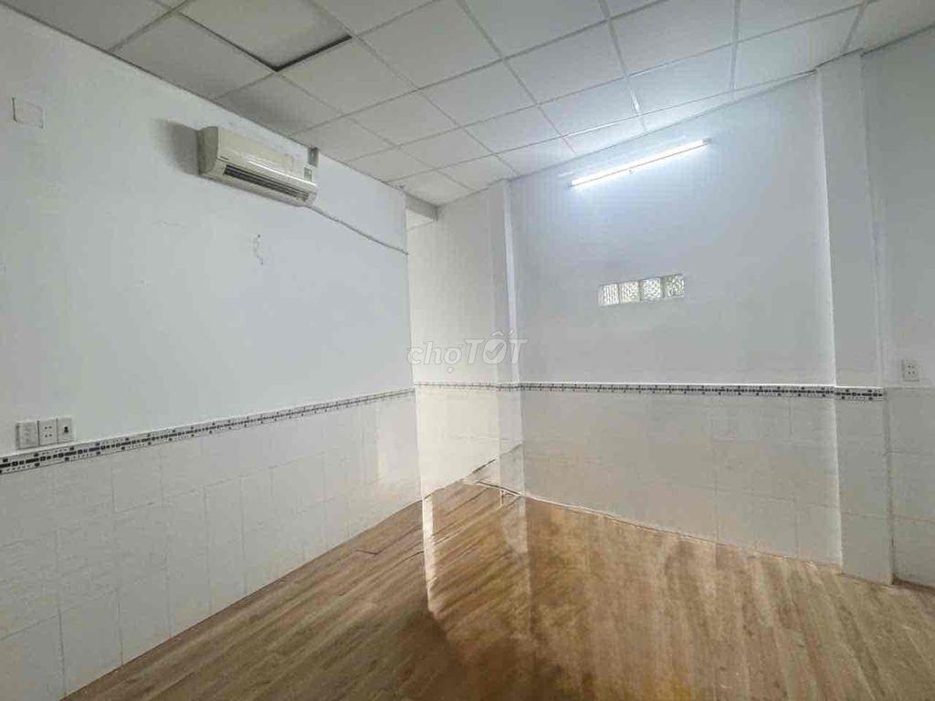 Bán gấp nhà cấp 4 ( diện tích 100m2) giá rẻ