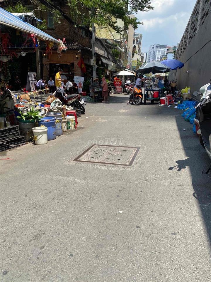 HOA HỒNG 1 THÁNG TIỀN THUÊ CHO NGƯỜI GIỚI THIỆU   MẶT BẰNG THÍCH HỢP B