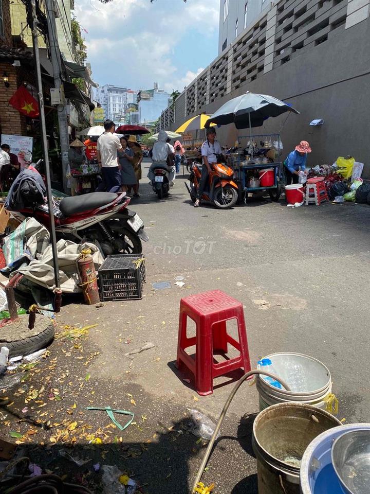 HOA HỒNG 1 THÁNG TIỀN THUÊ CHO NGƯỜI GIỚI THIỆU   MẶT BẰNG THÍCH HỢP B