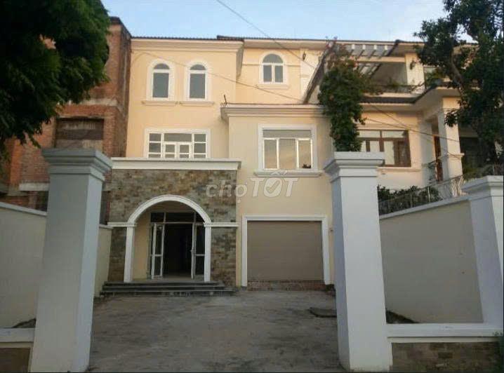 Cho thuê BTLK Nam An Khánh 280m2 3.5 tầng siêu rộng, giá 15tr/th