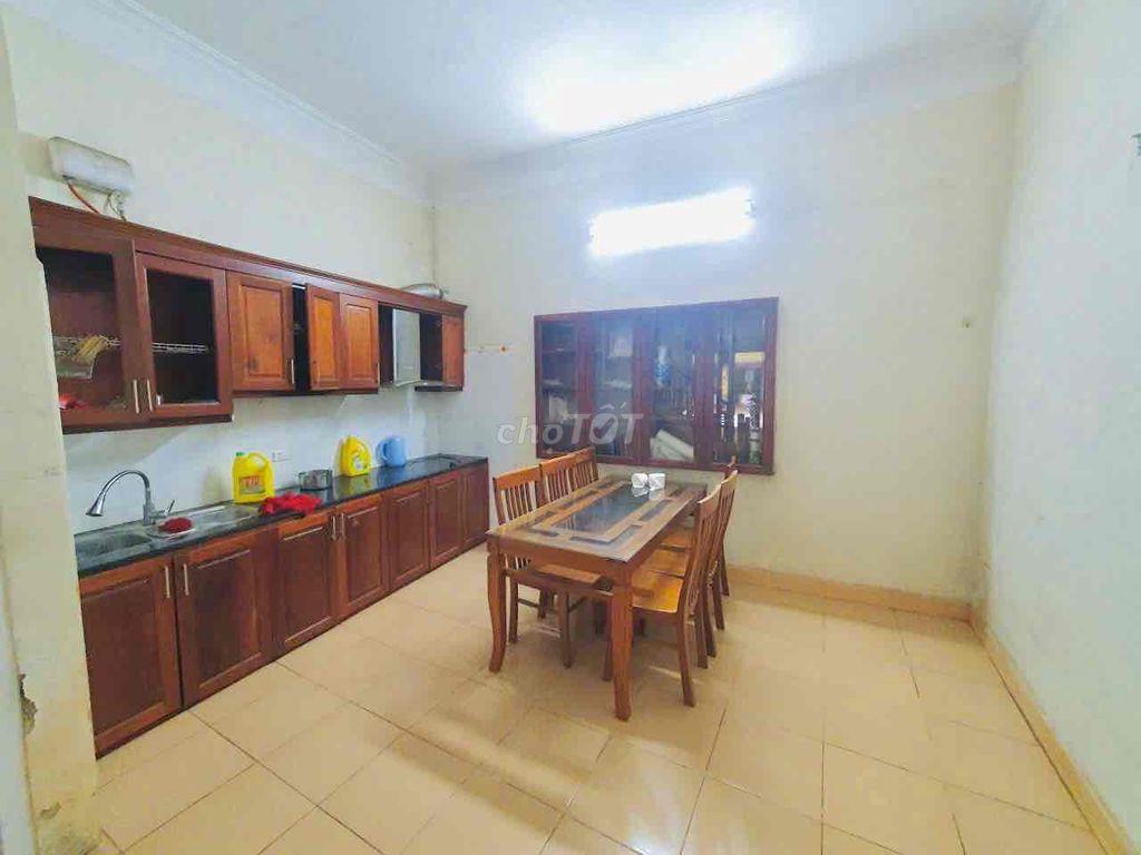 Cho thuê nhà ở mặt đường tỉnh lộ 422; gần Vincity Đan Phượng