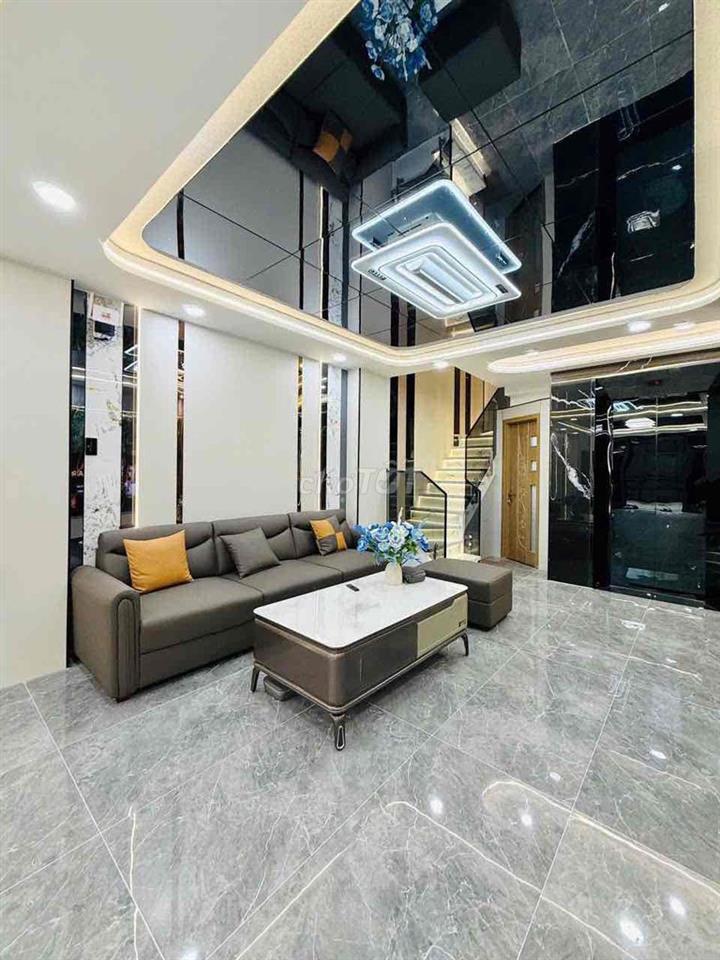 NHÀ PHỐ MỚI XÂY NỘI THẤT CAO CẤP