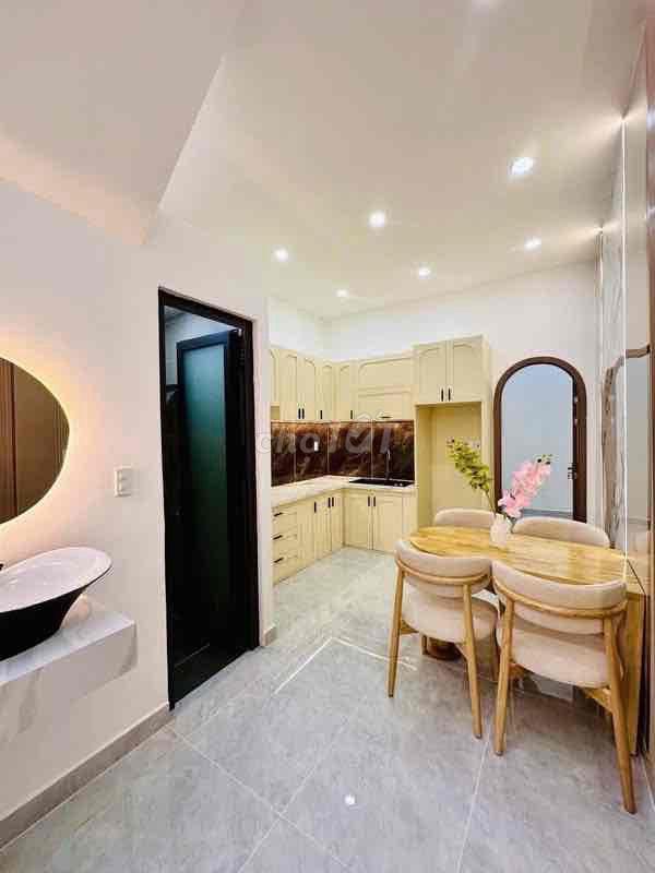 BÁN NHÀ TỈNH LỘ 10, 32M², TRỆT LẦU, NGỦ TRỆT, HXH, GIÁ DƯỚI 2.9 TỶ