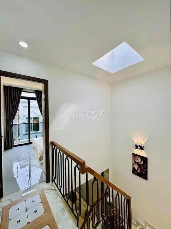 BÁN NHÀ TỈNH LỘ 10, 32M², TRỆT LẦU, NGỦ TRỆT, HXH, GIÁ DƯỚI 2.9 TỶ