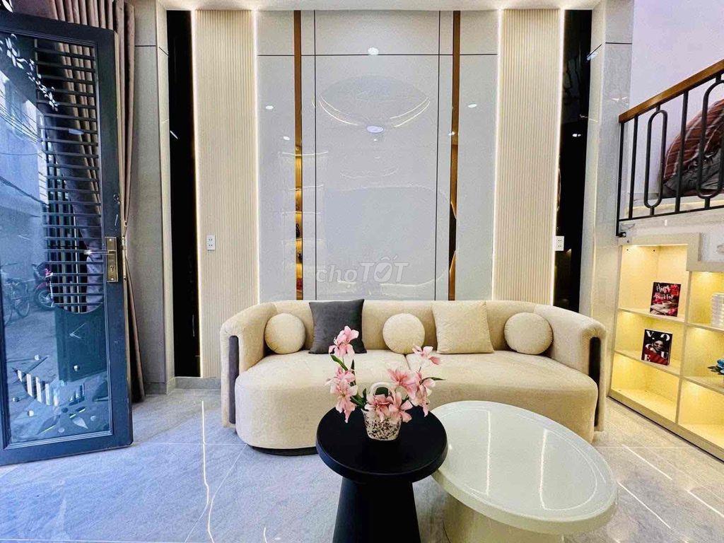 BÁN NHÀ TỈNH LỘ 10, 32M², TRỆT LẦU, NGỦ TRỆT, HXH, GIÁ DƯỚI 2.9 TỶ