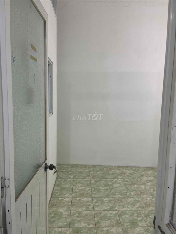 chính chủ cho thuê hẻm xe tải tránh nhau