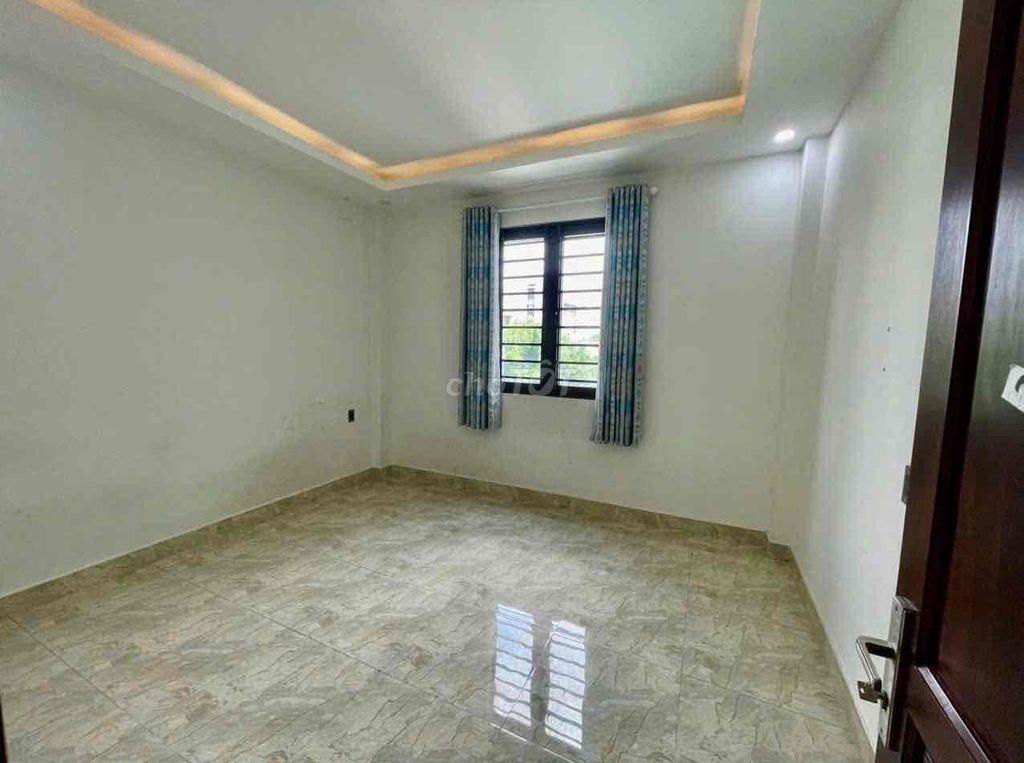 Chính chủ cho thuê 3 phòng trong nhà nguyên căn, giờ giấc