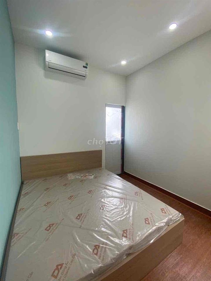 CHDV full nội thất, tách bếp, ban công