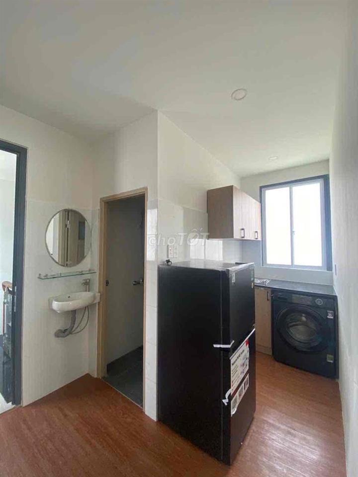 CHDV full nội thất, tách bếp, ban công