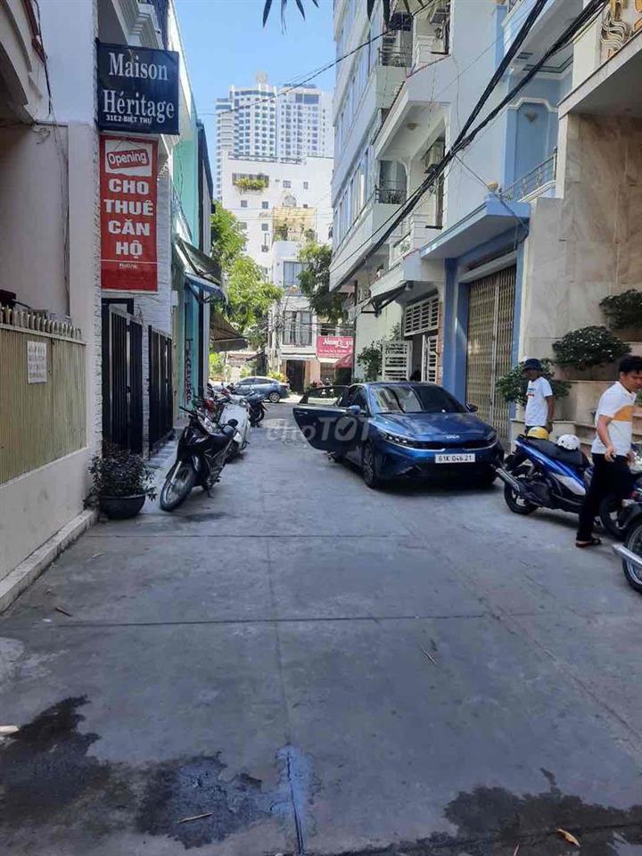 Nhà hẻm Biệt Thự (Khu Phố Tây)
