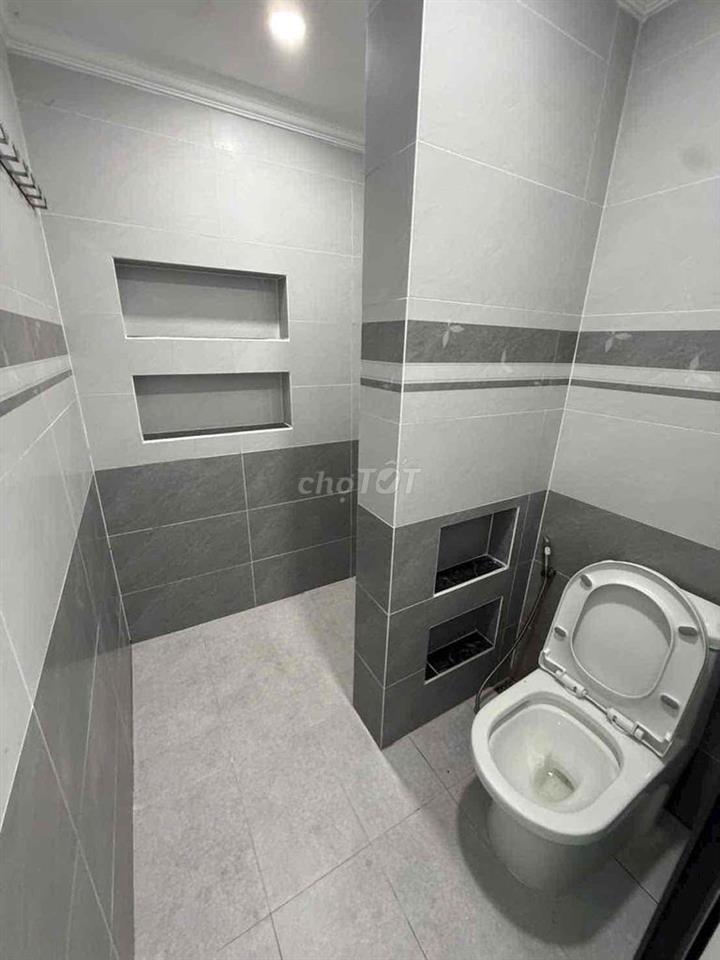 NHÀ MỚI 3 PHÒNG NGỦ LỘ OTO ĐẬU THOẢI MÁI