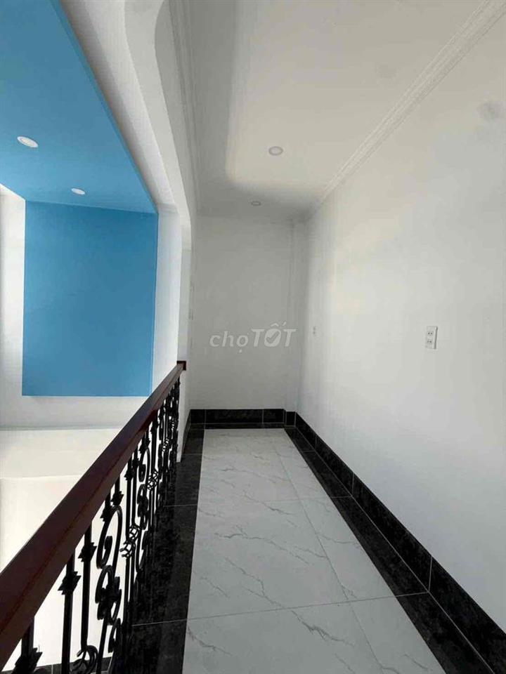 NHÀ MỚI 3 PHÒNG NGỦ LỘ OTO ĐẬU THOẢI MÁI
