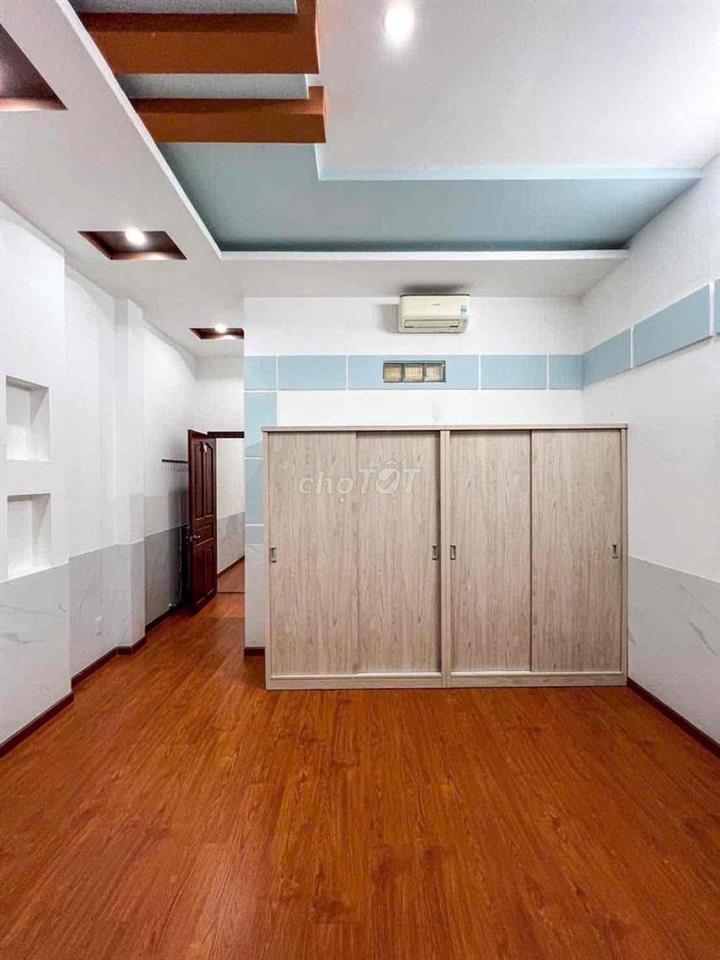 NHÀ ĐẸP 2 LẦU 3 PHÒNG FULL NỘI THẤT