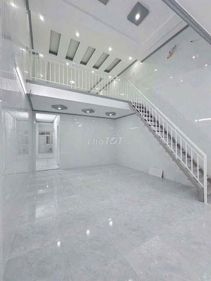 NHÀ MỚI XÂY 2 PHÒNG