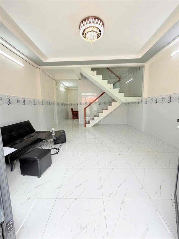 NHÀ HẺM GẦN LOTE