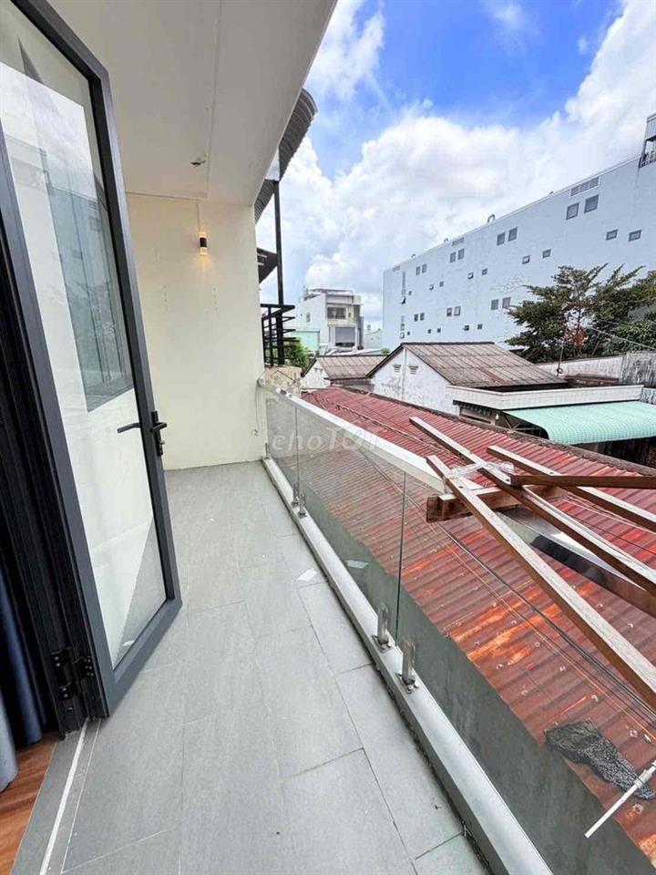 NHÀ HẺM GẦN LOTE