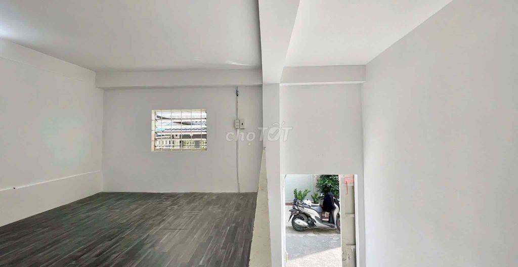 CHO THUÊ KIOT GẦN CÔNG VIÊN LÀNG HOA