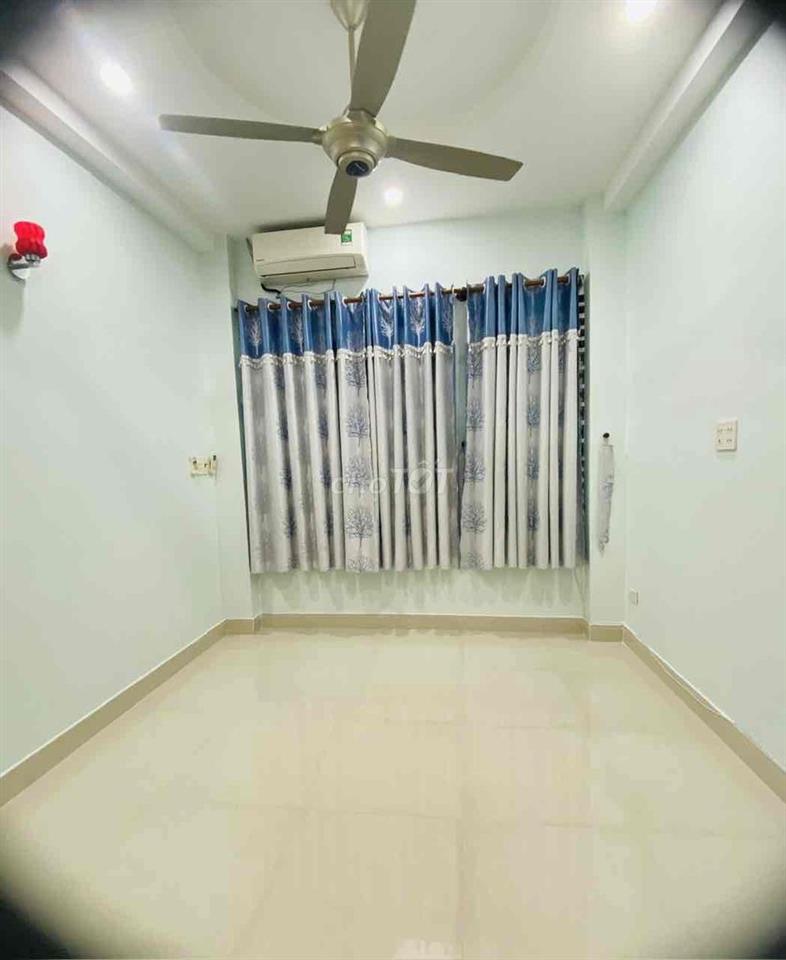 NHÀ ĐẸP TRẦN KẾ XƯƠNG – VÀI BƯỚC RA PHAN XÍCH LONG – PHÚ NHUẬN