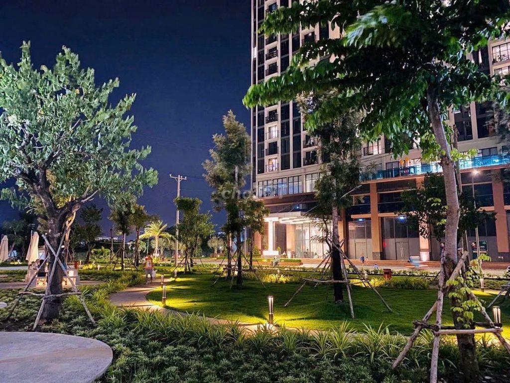 Chính chủ bán Căn góc Đông Nam 2PN-2WC Ecogreen Saigon (Eco Green SG)
