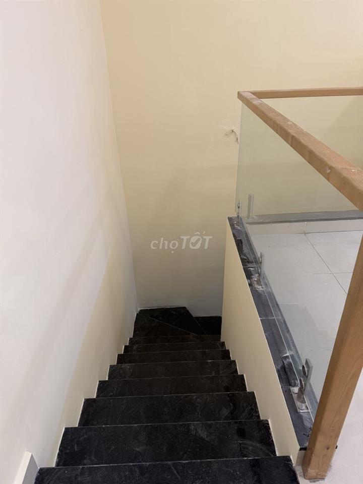 CHÍNH CHỦ ĐỊNH CƯ CẦN BÁN GẤP SHOPHOUSE RICHSTAR NOVALAND