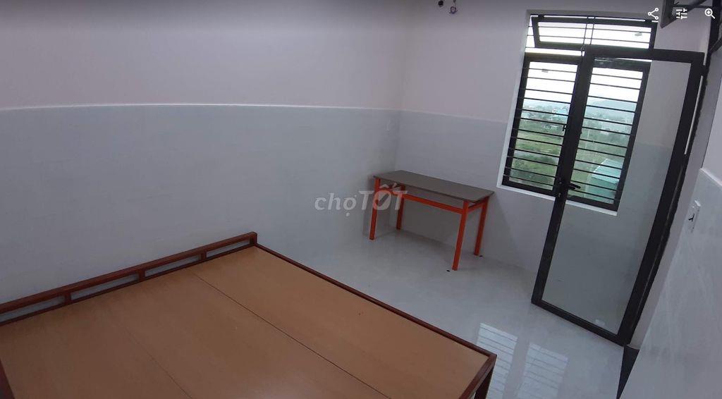 Phòng trọ 30m2 có 1 phòng ngủ riêng cho thuê giá chỉ 2.5tr