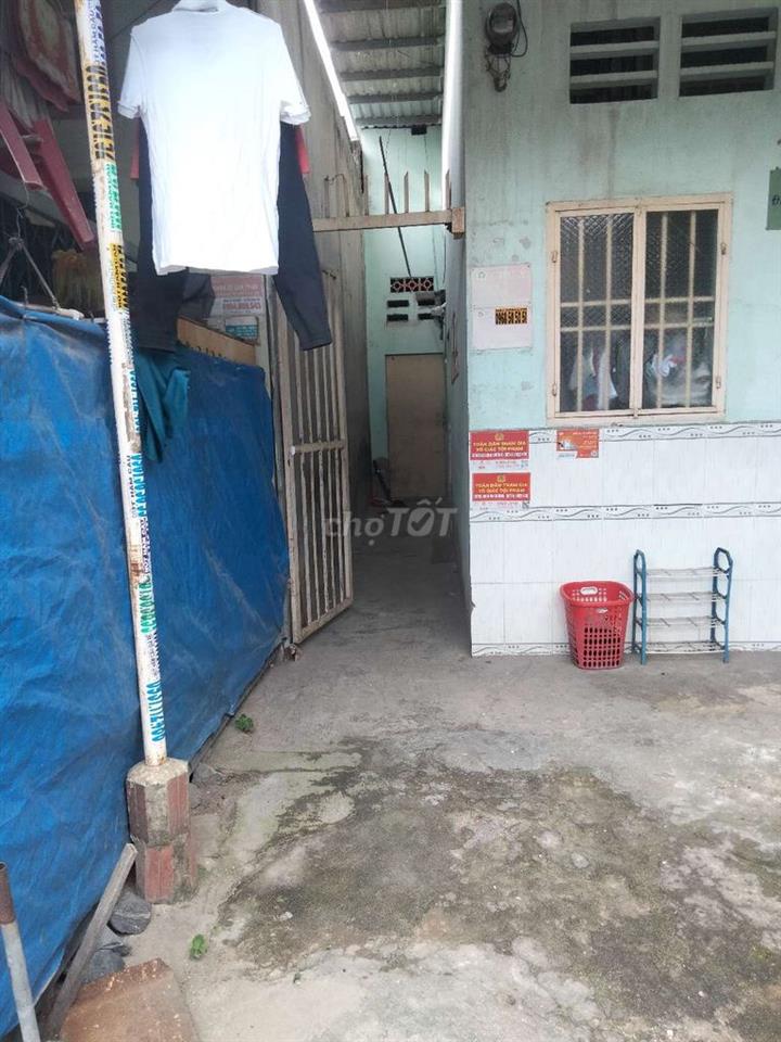 phòng cao ráo sạch sẽ thoáng mát yên tĩnh 