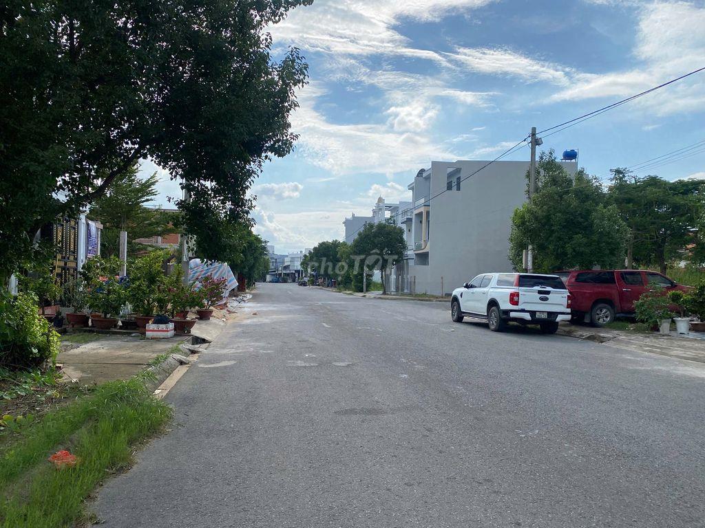 Bán đất thổ cư 5*18 khu dân cư Tân Kim ngay bờ Sông mặt đường 10m