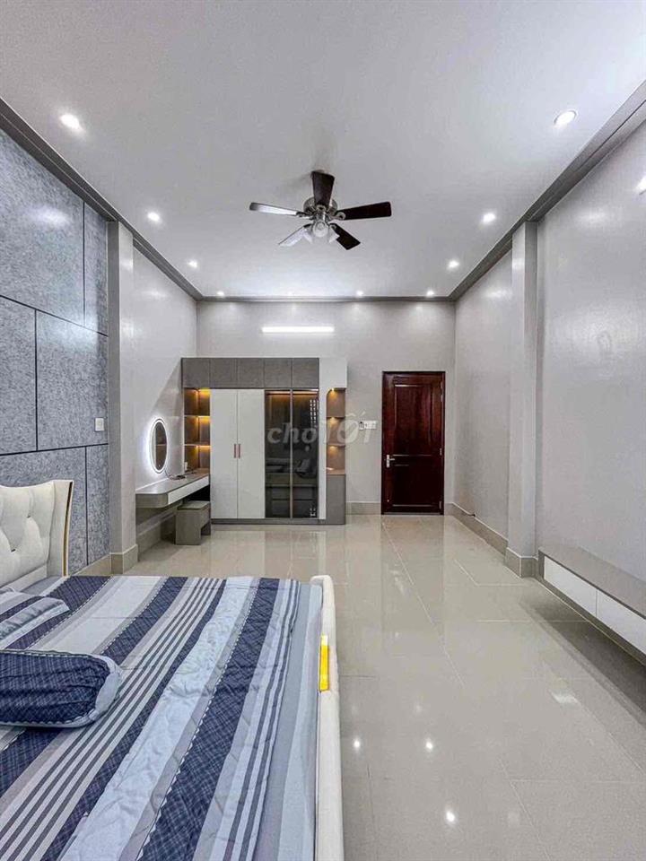 NHÀ 1 TRỆT 2 LẦU – KDC THỚI NHỰT 2 – GẦN ĐH Y DƯỢC CẦN THƠ