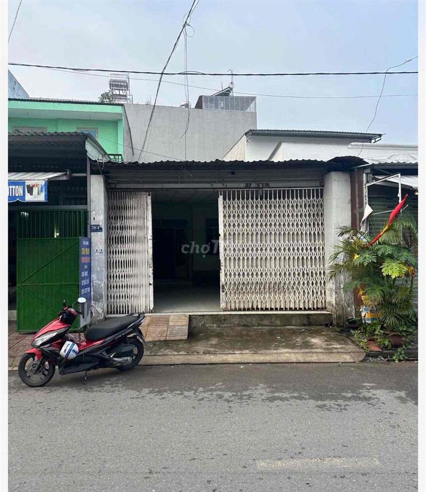NHÀ MẶT TIỀN KINH DOANH