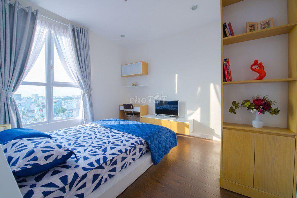 Bán gấp căn hộ chung cư Thuận Việt, Q11, 100m2, 3pn, 5.8 tỷ, căn góc