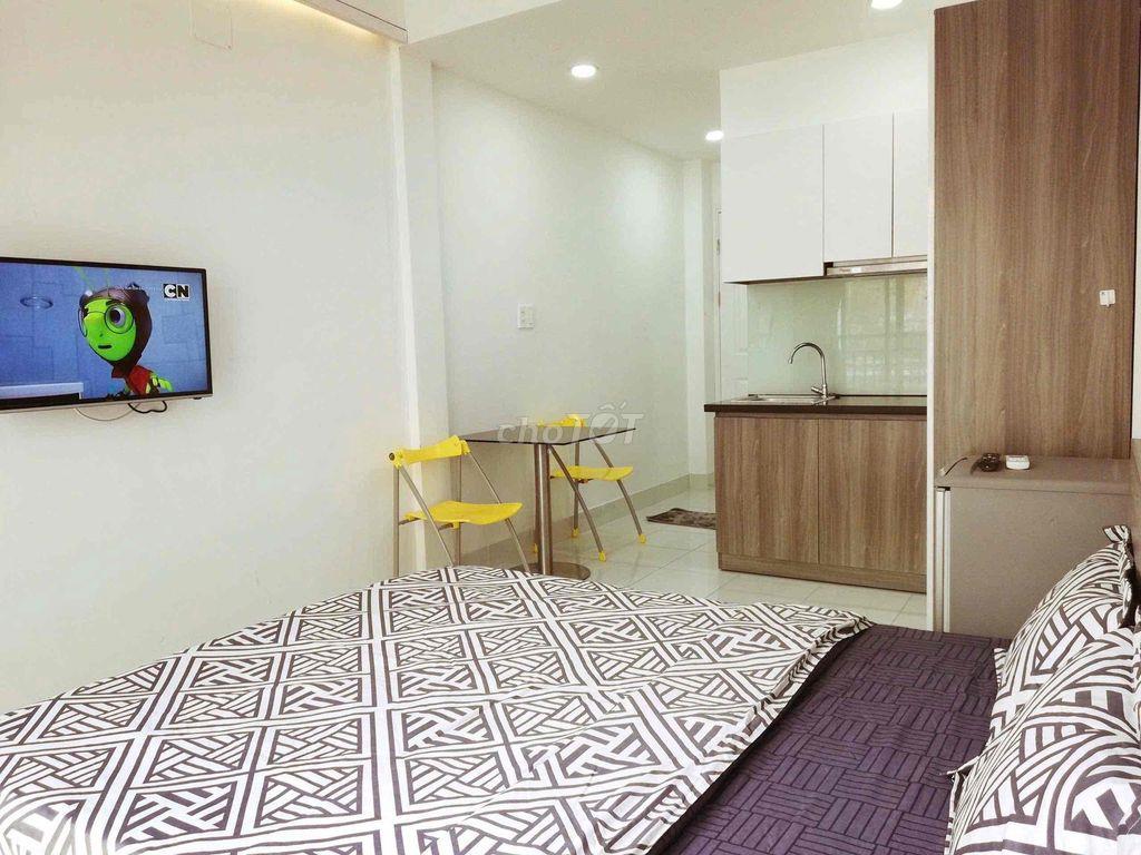 Cho Thuê Studio Ban Công Lớn Sư Vạn Hạnh Quận 10 Gần Vạn Hạnh Mall Ful