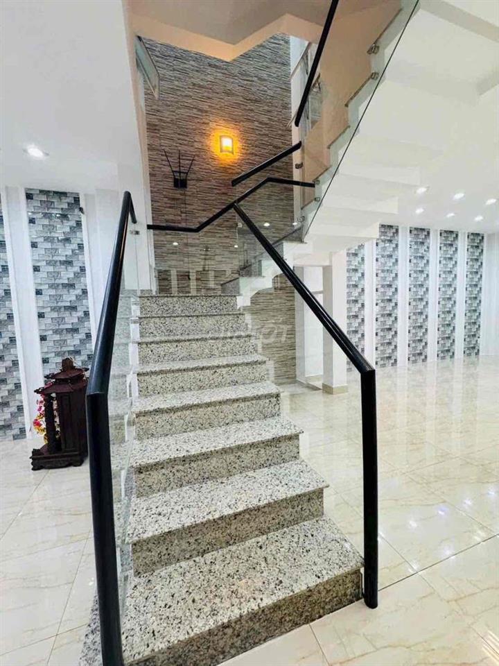 Bán căn nhà HXH 7b /Trần Mai Ninh P.12 Q.Tâ