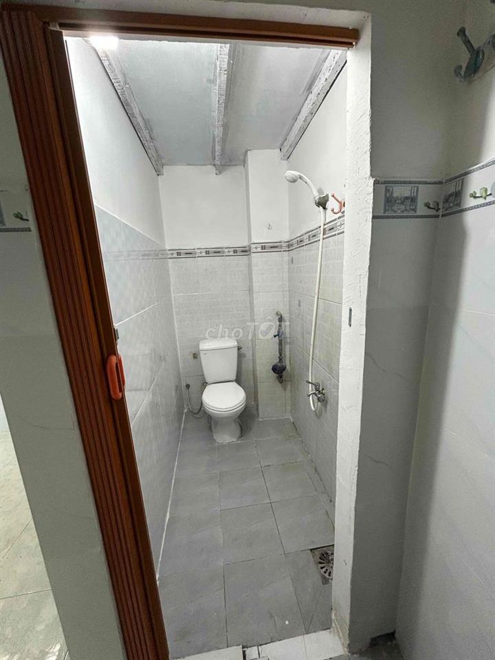 cho thuê phòng trọ mặt tiền hẽm 6m mới sơn sửa