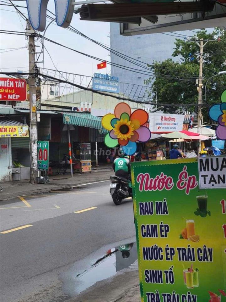 nhà cần bán gấp để đi mỹ định cư hoặc cho thuê nguyên căn