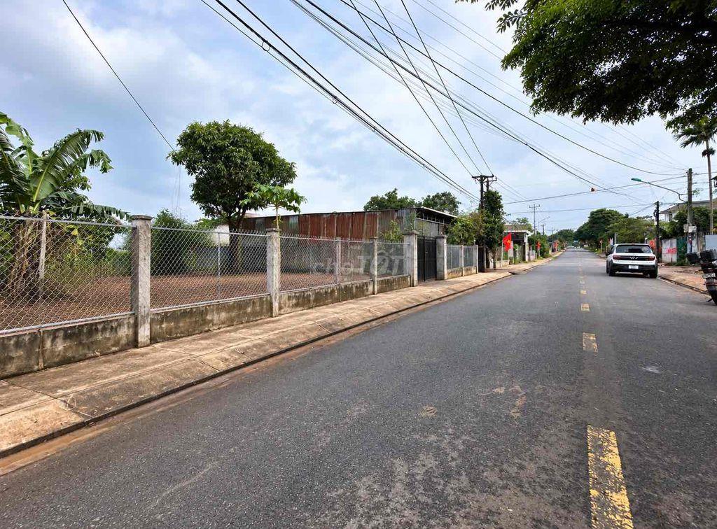 kẹt tiền cần ra gấp