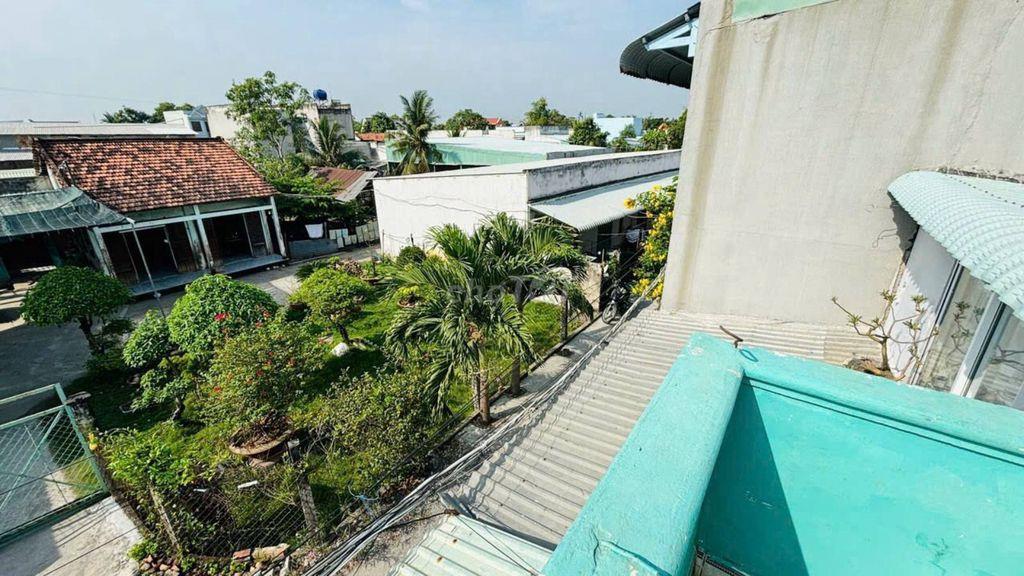XUNG QUANH KHU QUY HOẠCH HƯNG LONG BÌNH CHÁNH, TÔI CẦN BÁN