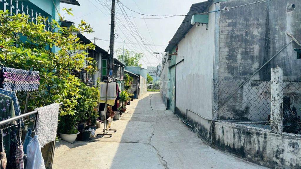 XUNG QUANH KHU QUY HOẠCH HƯNG LONG BÌNH CHÁNH, TÔI CẦN BÁN