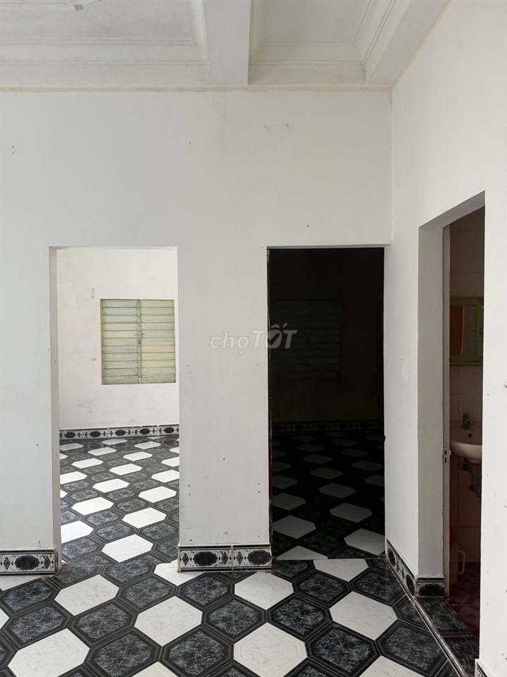 CHO THUÊ NHÀ - MẶT TIỀN - 3 Tầng - Trường Chinh - TP Huế