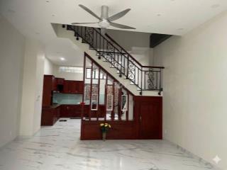 Cho thuê nhà nguyên căn mới đẹp làm Văn phòng–KDC Văn Lang–Mặt tiền 5m