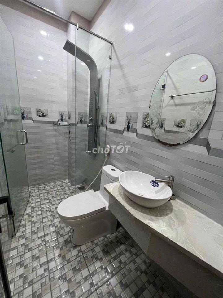 PASS PHÒNG QUANG TRUNG ĐỐI DIỆN CHỢ HẠNH THÔNG TÂY 45M2