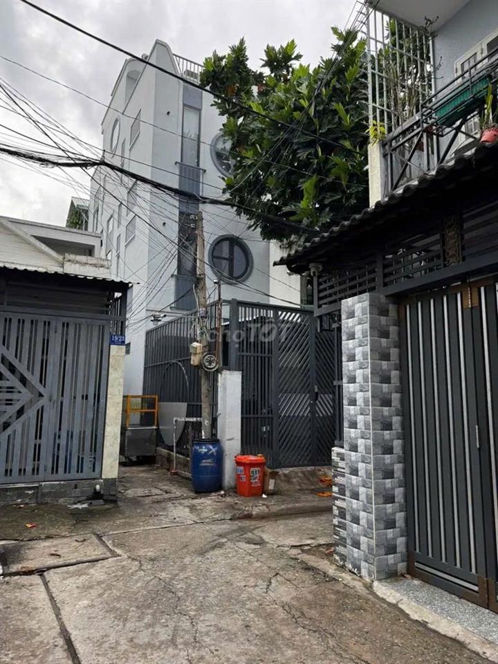 Nhà phố hẻm xe hơi Tân Thới Hiệp quận 12 5 tỉ