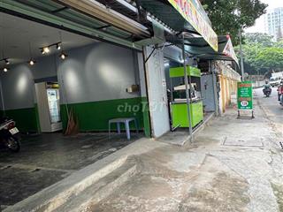 share mặt bằng từ chiều đến tối