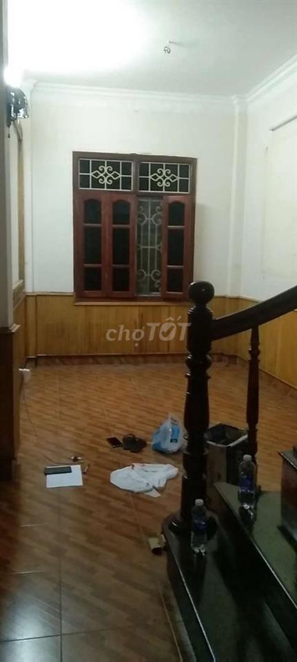 Cho thuê phòng trọ phố Văn Cao -Thụy Khuê chỉ 2,8tr-3, 5tr