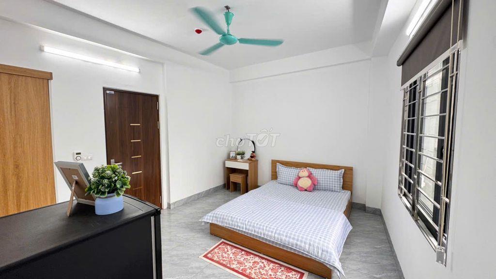 🏠 “ xem căn này 10 giây nhé!”