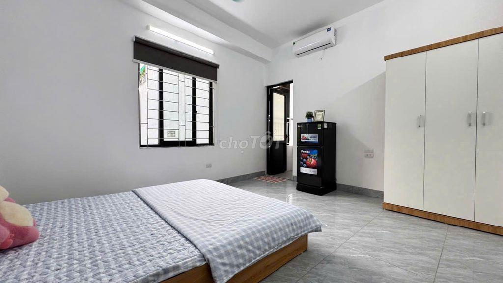 🏠 “ xem căn này 10 giây nhé!”