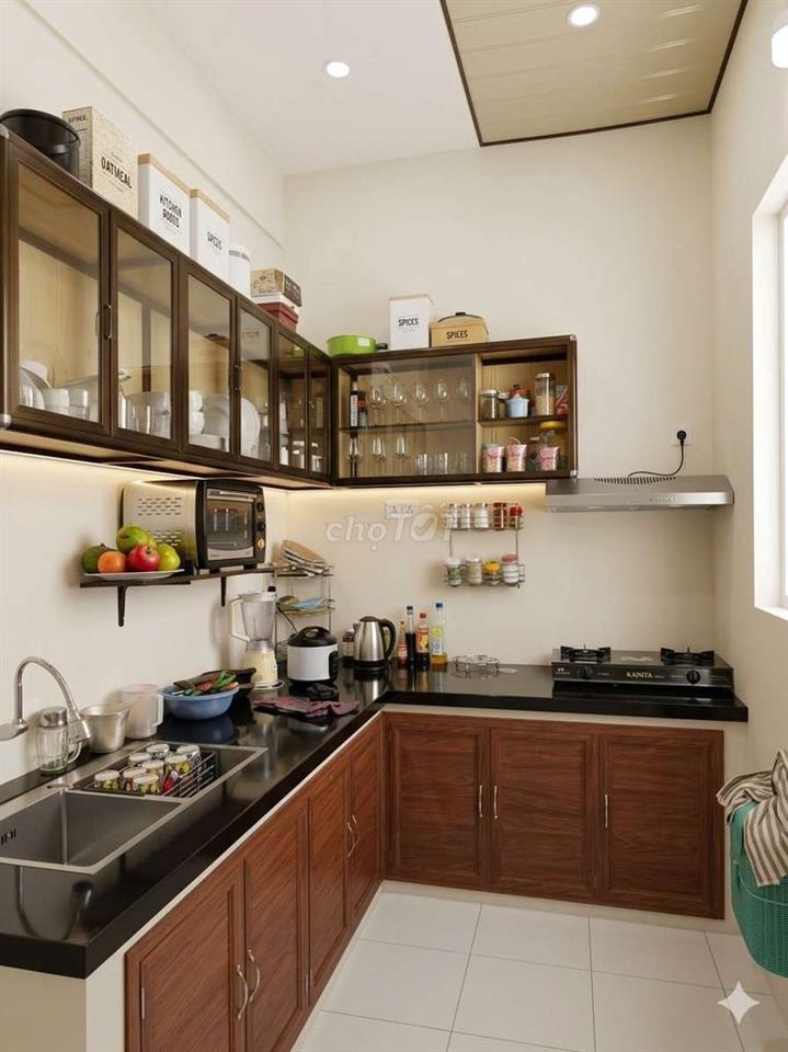 Nhà mặt phố đối diện công viên 